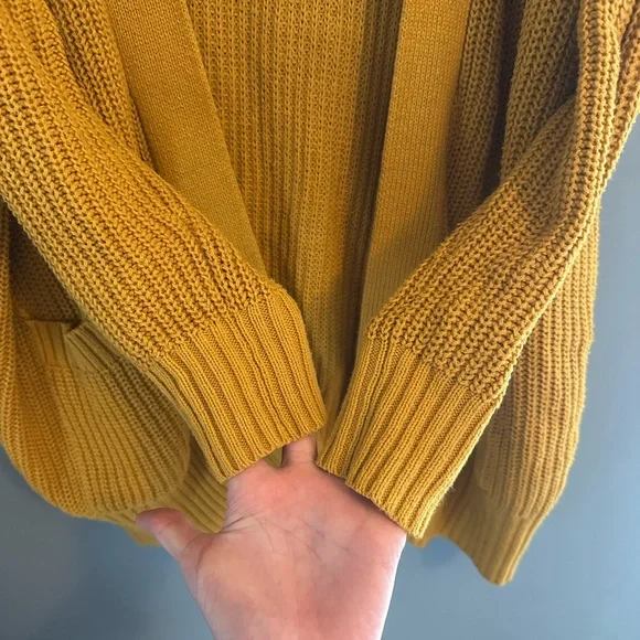 BDG Orange oversized slouchy knit open front pocket cardigan - Picture 2 of 4